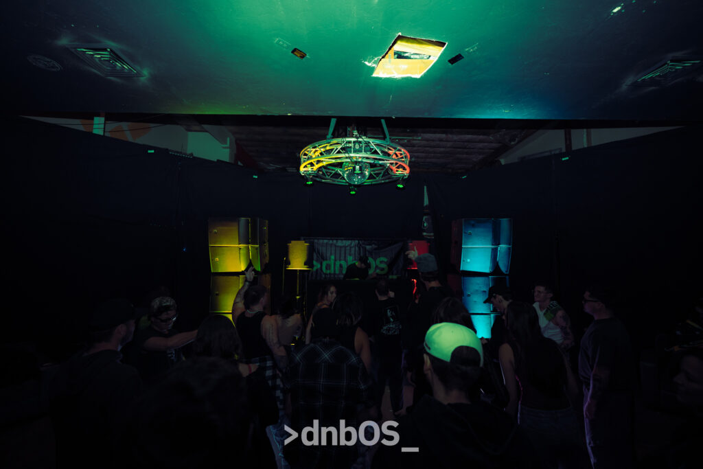 DNBOS---CIRCADIAN---SHOTBYRONDO-80