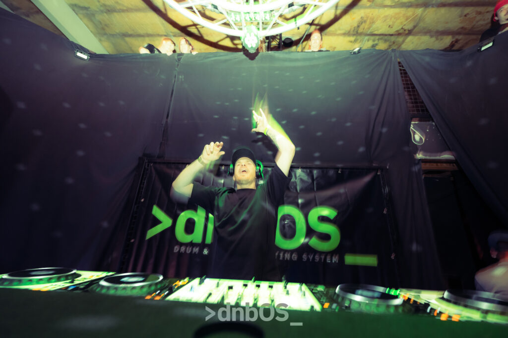 DNBOS---CIRCADIAN---SHOTBYRONDO-92