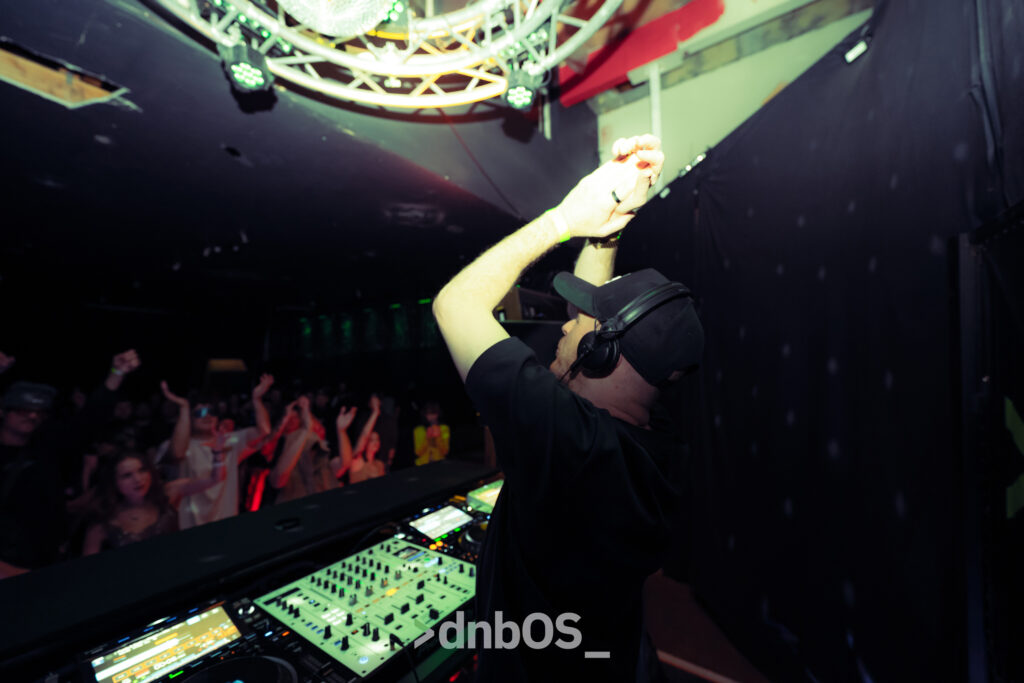 DNBOS---CIRCADIAN---SHOTBYRONDO-94